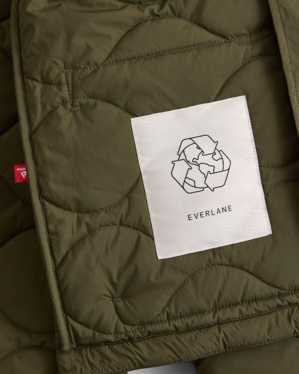 2026-10-04_F-OTWR-QLN-LINE-HD-OLV_flat_2.jpg Re:Cycled Nylon Hooded Liner | Olive Night