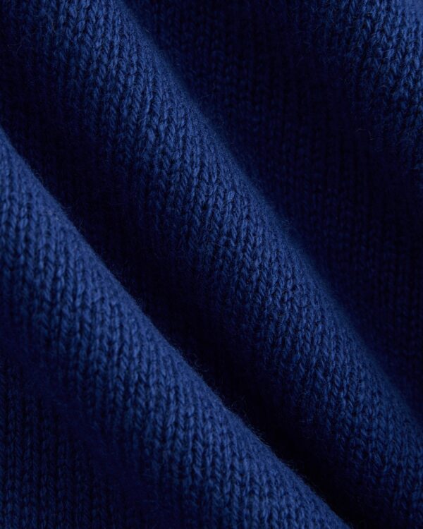 2026-10-04_F-SWTR-BOI-VNECK-LS-BLU_flat_1.jpg V-Neck Sweater in Extrafine Luxe Merino | Soladite Blue