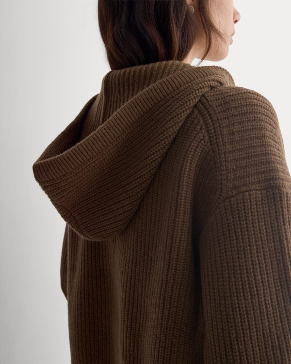 2026-10-18_F-SWTR-BOI-CDGN-HD-BRN_06.jpg Hooded Cardigan in Luxe Merino | Cocoa