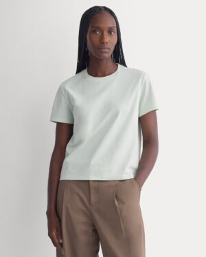 The Box-Cut Tee in Essential Cotton | Lily Green | No Pocket