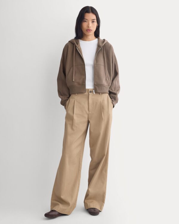 Reshoot_2026-09-06_F-T-FRC-CRFZ-LS-CHOC_02.jpg Luxe Fleece Full-Zip Cropped Hoodie | Deep Taupe